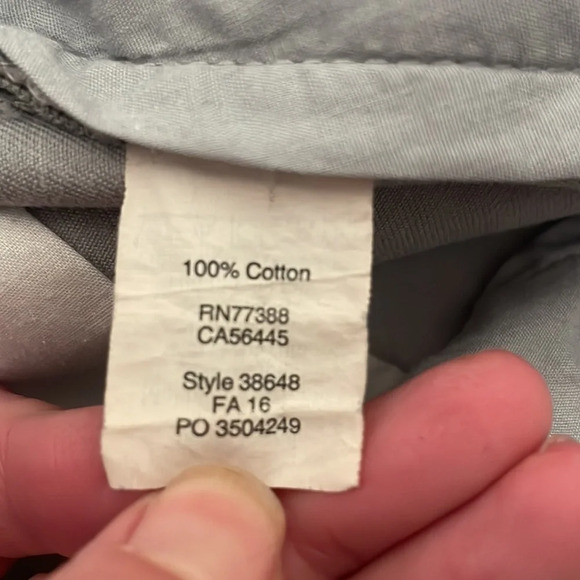 J. Crew Factory The Sutton Straight Fit Flat Front Chinos Men’s Size 35x32 - Picture 4 of 7